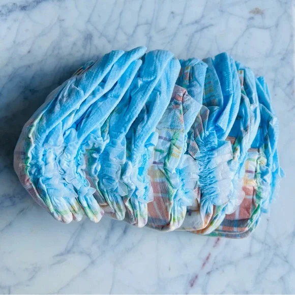 Pampers Swimming Disposable Pants Diapers Size 5 Dora the Explorer - Picture 3 of 4